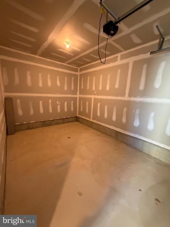 Foto del edificio - 61 Basswood St