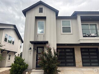 Building Photo - 12001 Vista Parke Dr