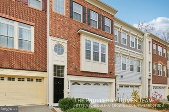 Building Photo - 9384 Rock Ripple Ln