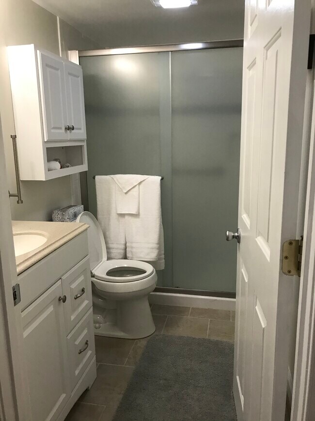 Foto del edificio - 135 Academy St