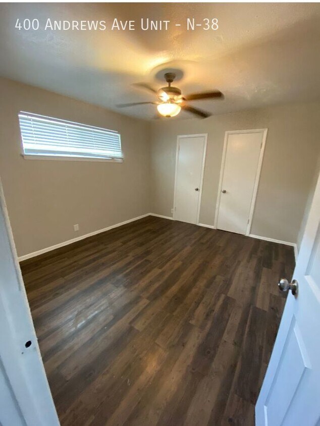 400 Andrews Ave Unit N38, Dallas, TX 75211 Room for Rent in Dallas