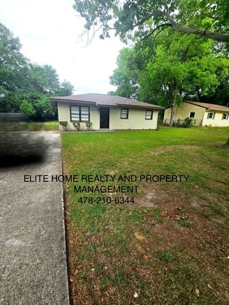 Building Photo - 810 Crestwood Terrace