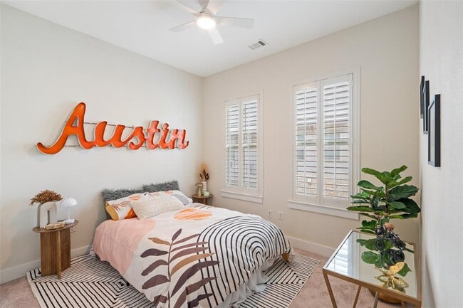 Building Photo - 2520 Bluebonnet Ln