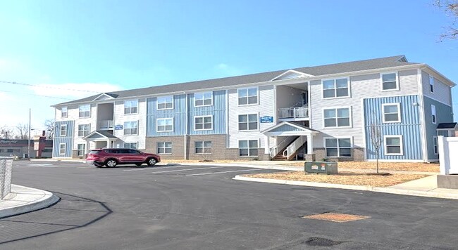 Photo - 111 Hansbrough Pl (Louisville, KY) Apartment