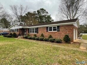 Building Photo - 8413 Old Madison Pike