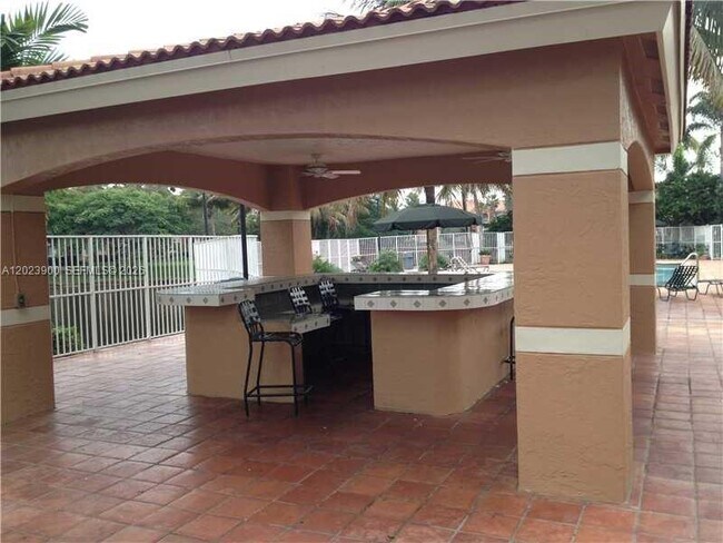 Foto del edificio - 3854 Lyons Rd