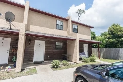 Building Photo - 6913 Cherry St