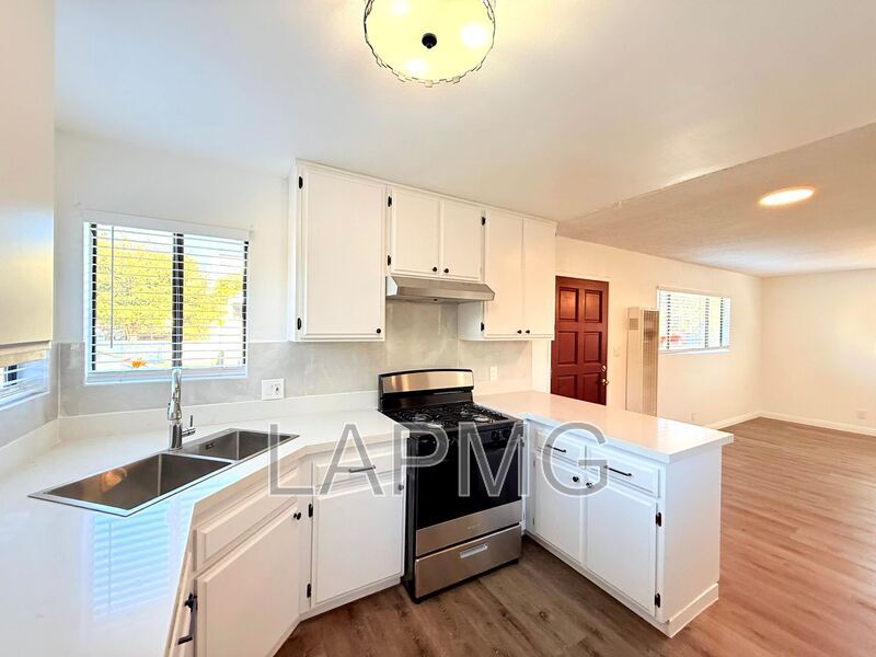 2506-2508 Norfolk Street - 2506-2508 Norfolk Street