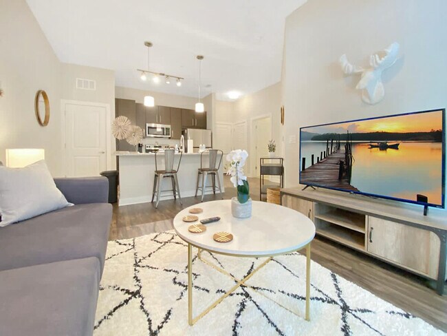 Foto del edificio - 2615 N Grady Ave