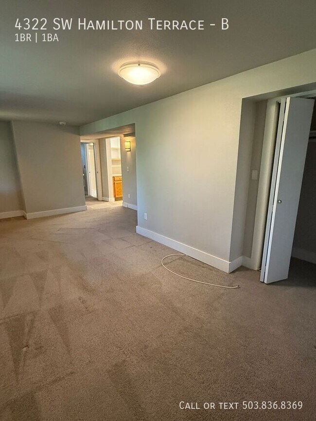 Foto del edificio - 4322 SW Hamilton Terrace