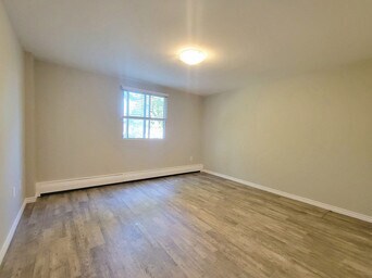 Photo du bâtiment - Sharon Garden Suites