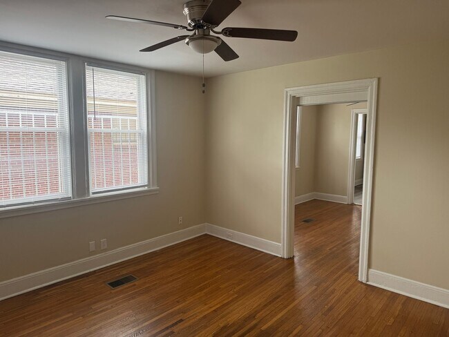 Foto del edificio - 820 Maury St