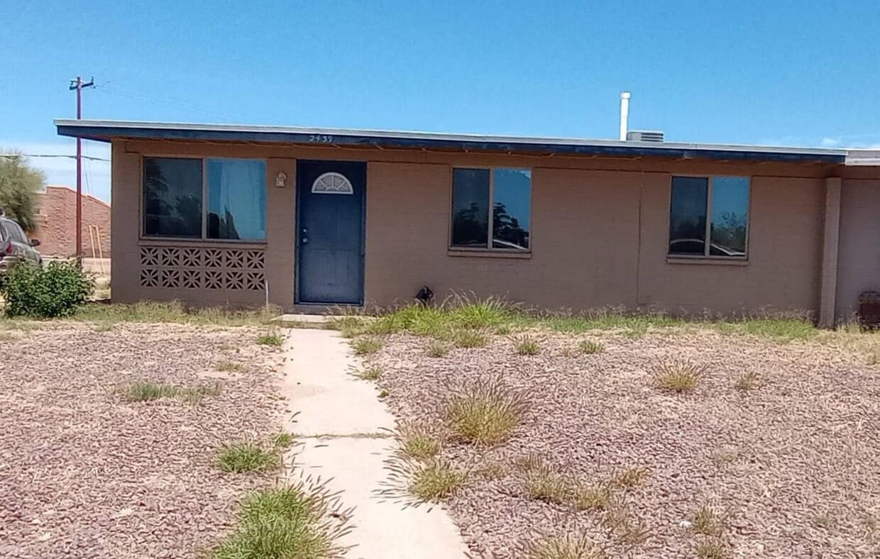 Photo - 2439 Parkside Dr (Tucson, AZ)