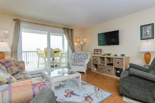 Building Photo - 2110 Surfrider Ct