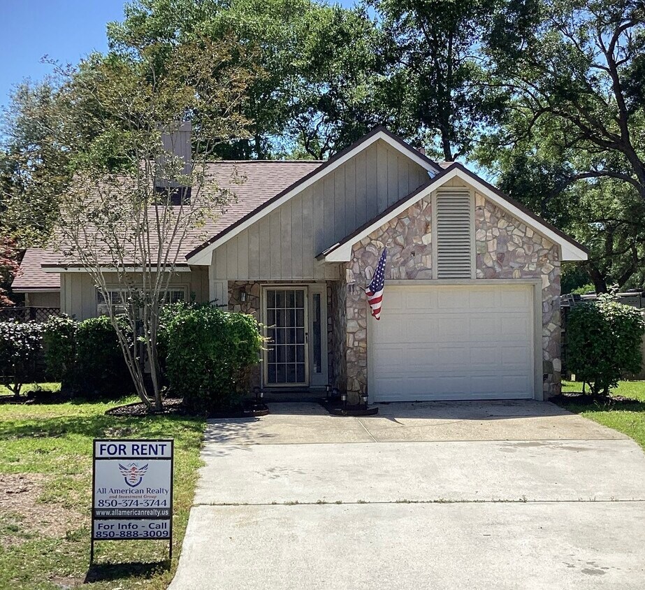 1305 Ariel Ct, Fort Walton Beach, FL 32547 House Rental in Fort