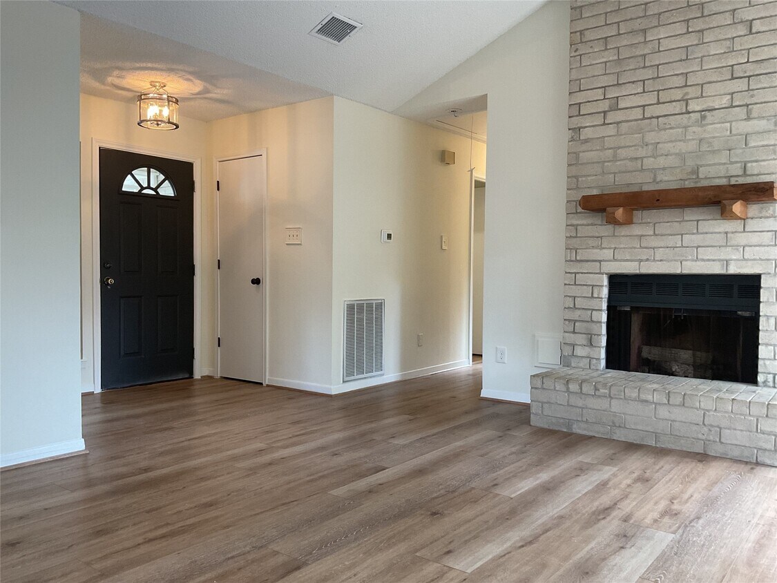 Foto del edificio - 28 E Lance Leaf Rd