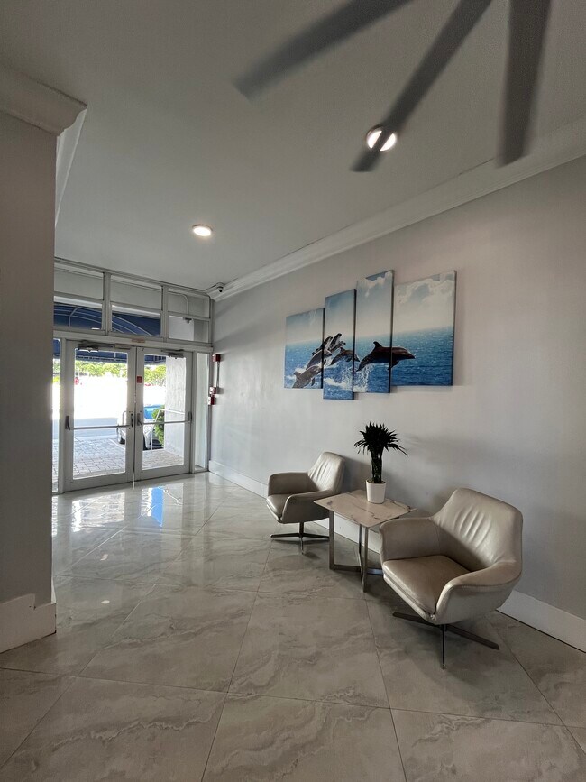 Foto del edificio - 2900 Banyan St