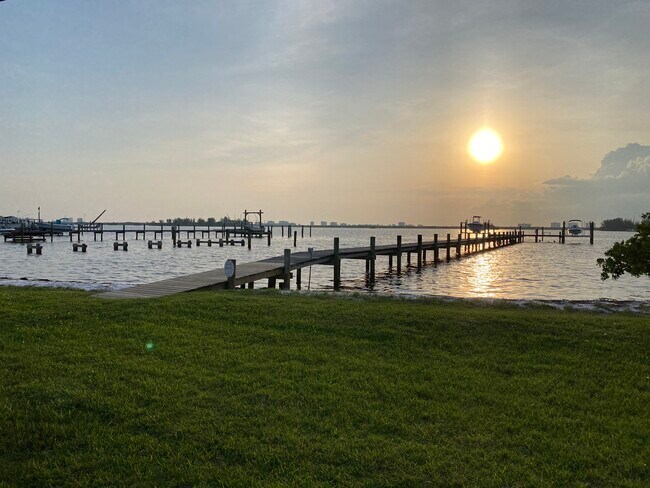 Foto del edificio - St Lucie Club