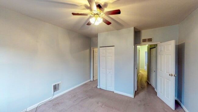 Photo - 2429 Christian St House