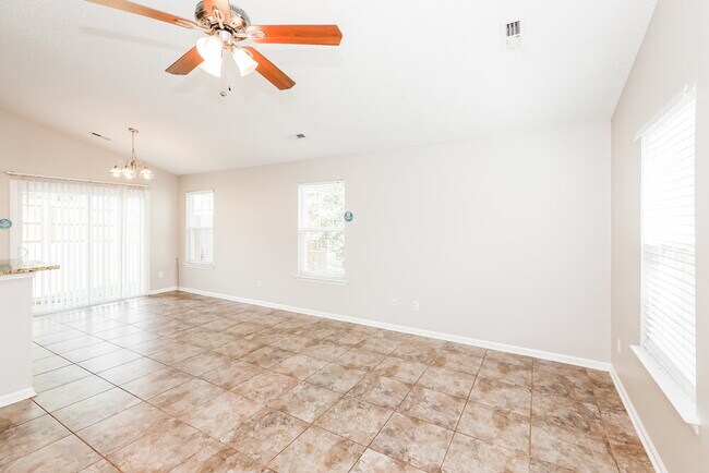 Foto del edificio - 11604 Stewarts Crossing Dr