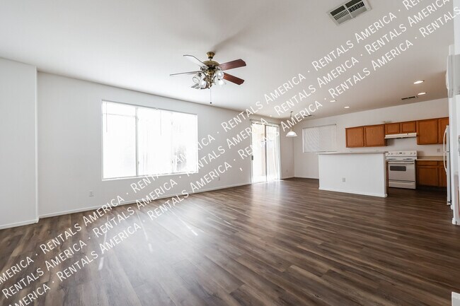 Foto del edificio - 10417 W Windsor Ave