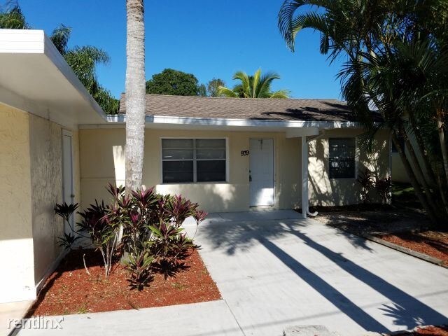 Primary Photo - 3 br, 2 bath House - 939 SW 34th Street