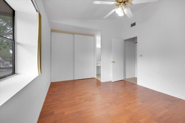 Foto del edificio - 4718 NW 82nd Ave