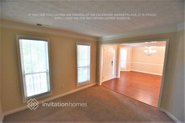 Foto del edificio - 1500 Farmlake Dr SE