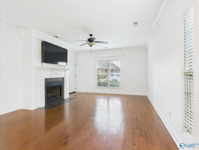 Foto del edificio - 413 White Petal St SW