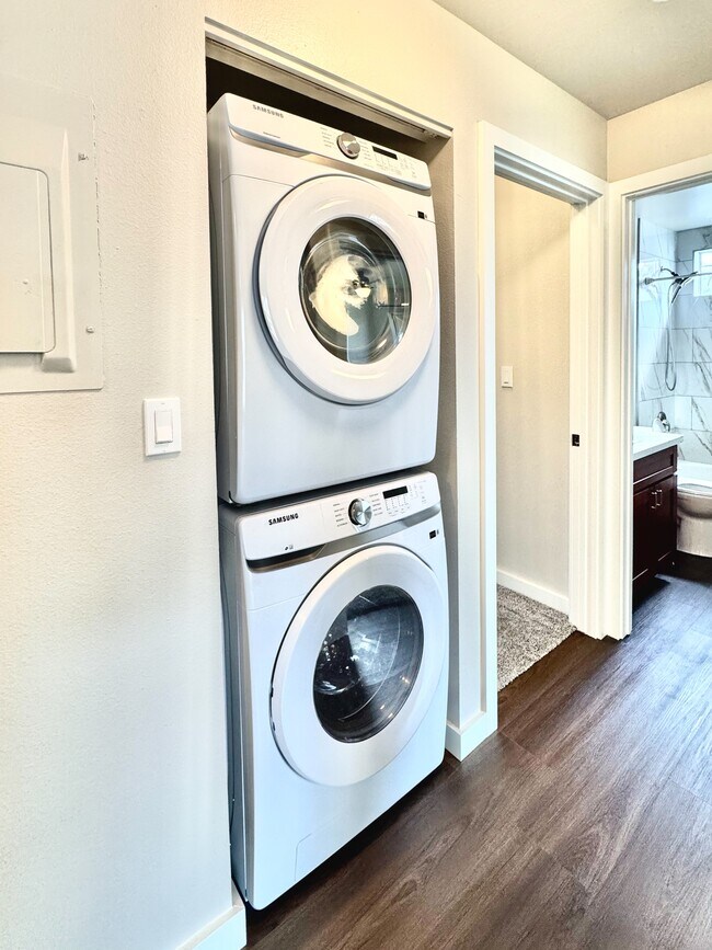 Building Photo - 71 Waiaka Ln