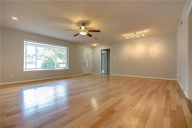 Building Photo - 8115 Claremont Dr