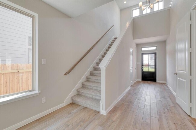 Building Photo - 408 Langhorne Bnd