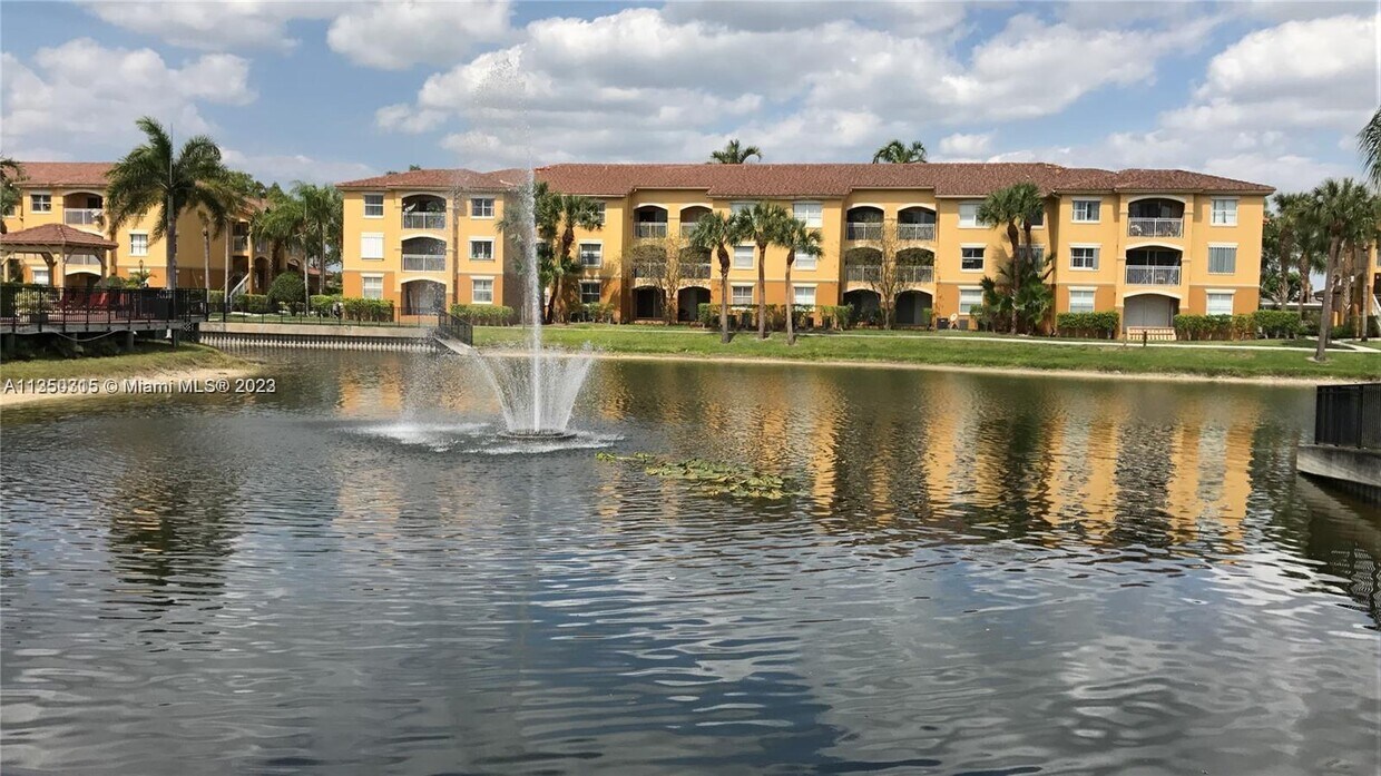 9640 NW 2nd St Unit 5206, Pembroke Pines, FL 33024 Condo for Rent in