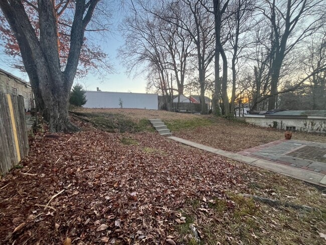 Building Photo - Brookland Grand 4917 sqft 8bd 3.5bth Home | Huge Front Porch | Large Back Yard