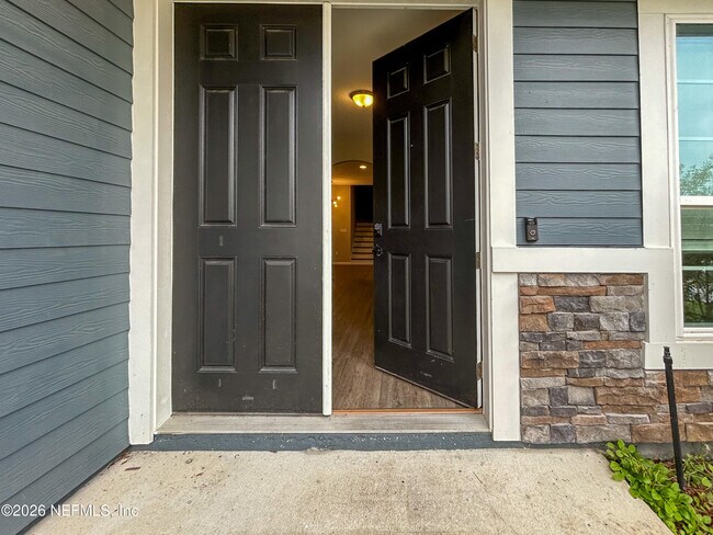 Foto del edificio - 2734 Copperwood Ave