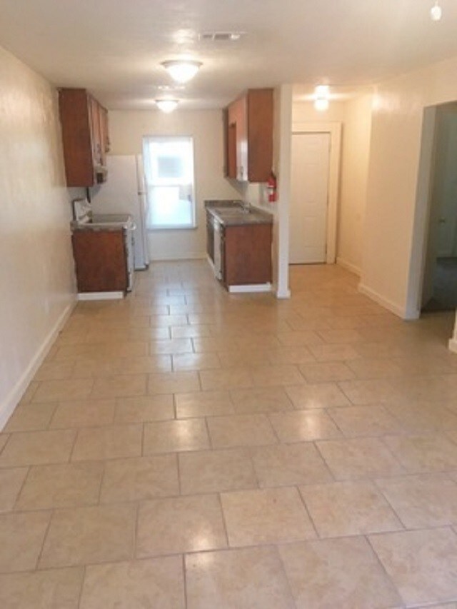 Foto del edificio - 1905 Holmes St