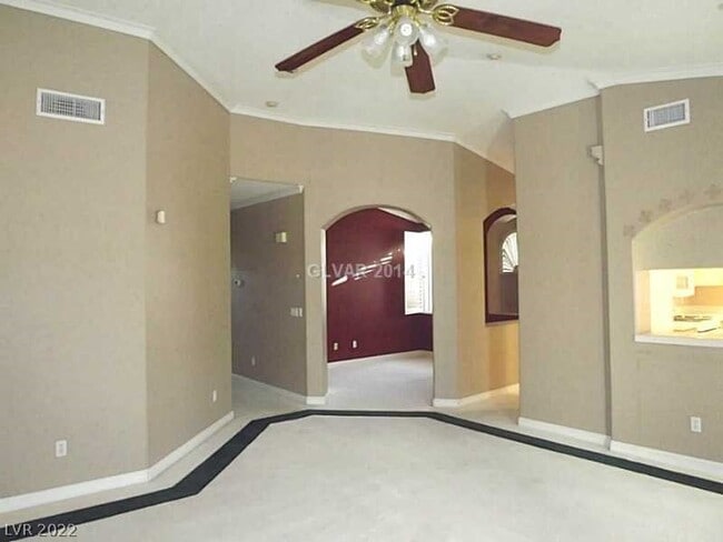 Building Photo - 7612 Valley Green Dr