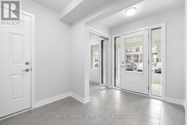 Building Photo - 142 Anthracite Private