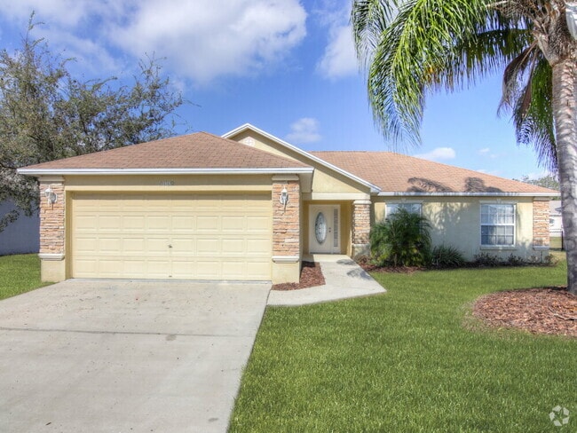 Building Photo - 5002 Quercus Loop