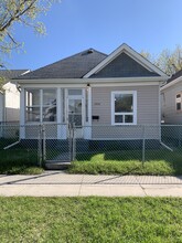 Building Photo - 1436 Pacific Ave W