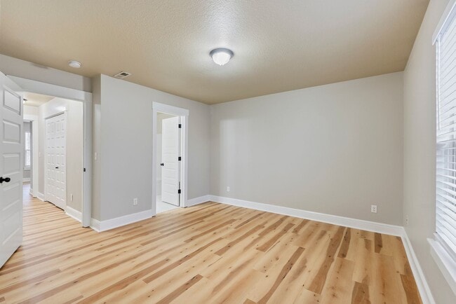 Foto del edificio - 3BR/2.5 Bath Townhome