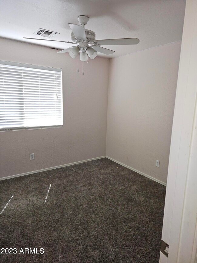 Foto del edificio - 13803 W Berridge Ln