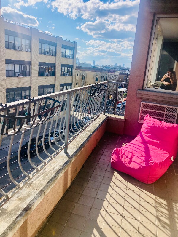 Foto del edificio - 93 Wyckoff Ave