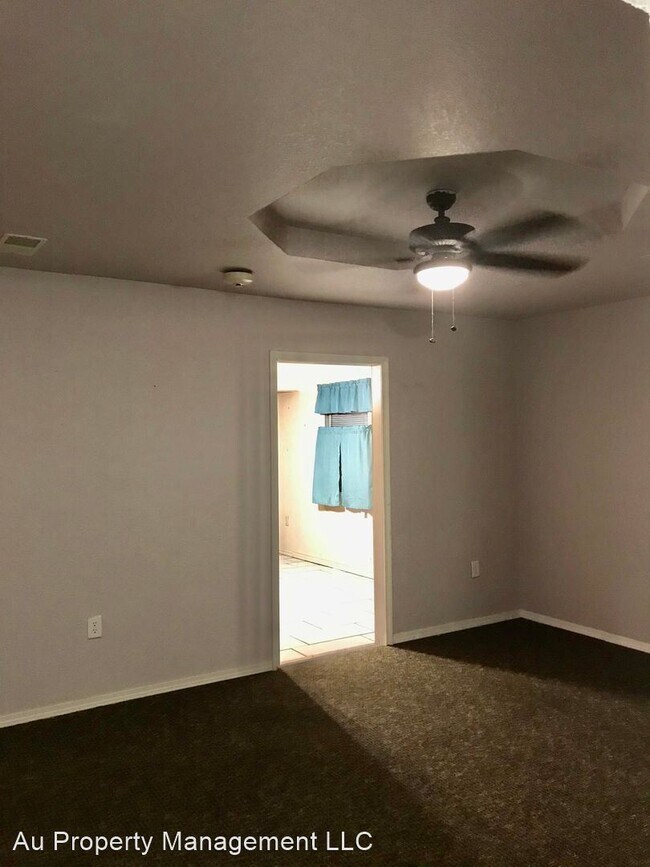 Building Photo - 4 br, 2 bath House - 4206 Se 13th Ave