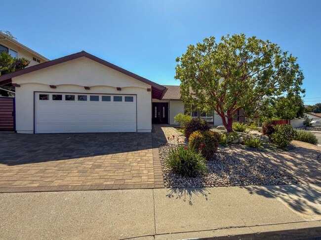 Building Photo - 5445 Sunvalley Ct
