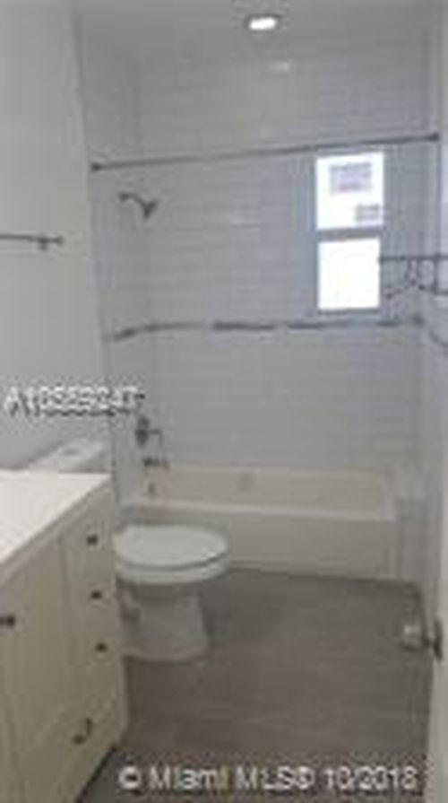 Foto del edificio - 9011 NE 2nd Ave
