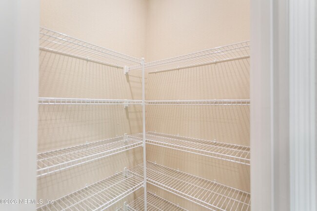 Building Photo - 56 Viceroy Ct