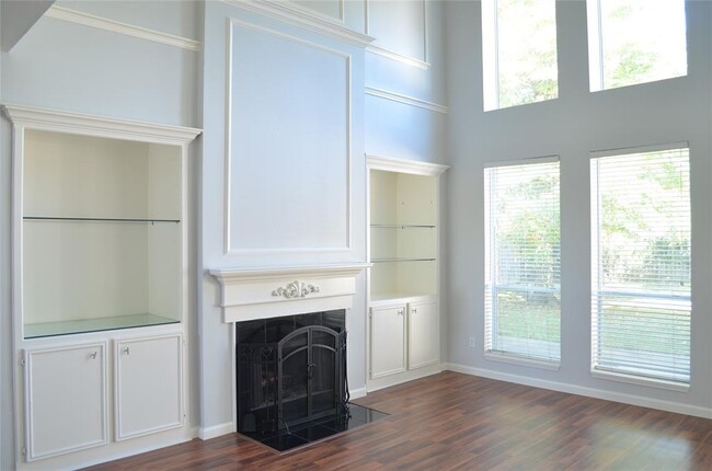 Foto del edificio - 11406 Lakewood Cove