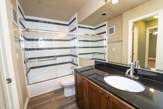 Building Photo - 3550 Lebon Dr