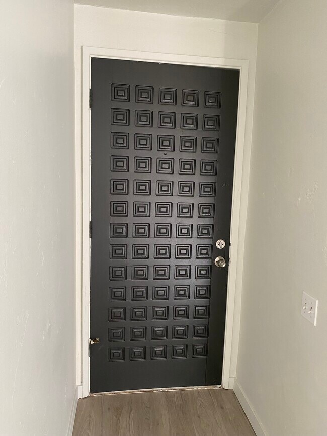 Foto del edificio - 2020 Albatross St